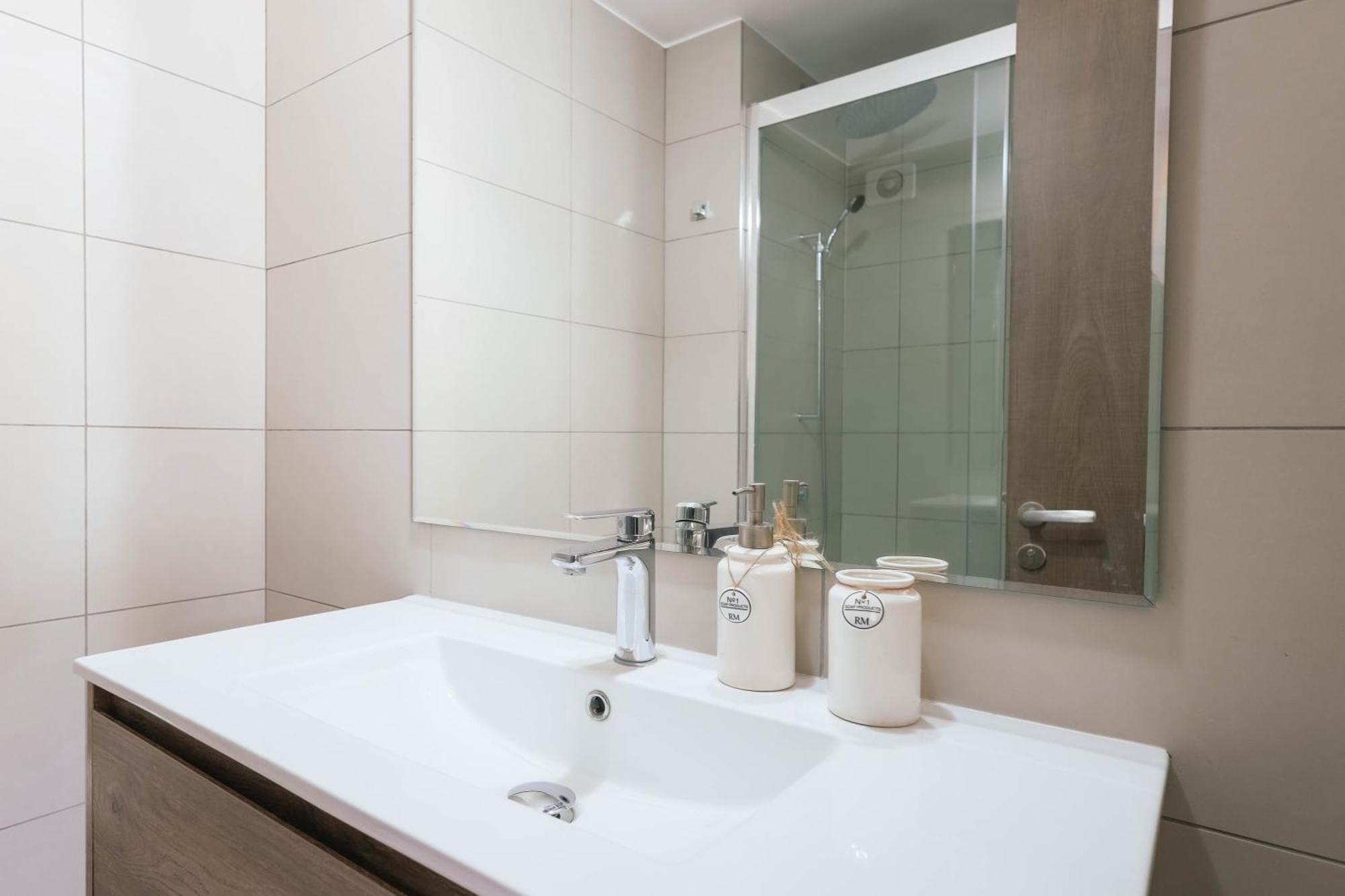 Holanda Grove 2d Con Ac, Wifi Apartamento
